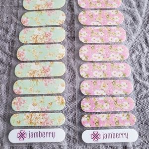 Jamberry Floral Nail Polish Wraps Mint & Rose 💅